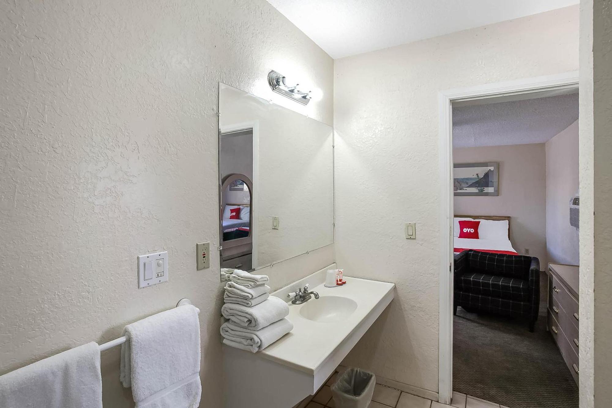 Oyo Hotel Yuma Az - I-8 Us-95 Екстериор снимка